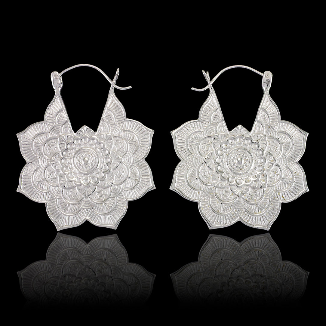 Flower Mandala - Silver Posts