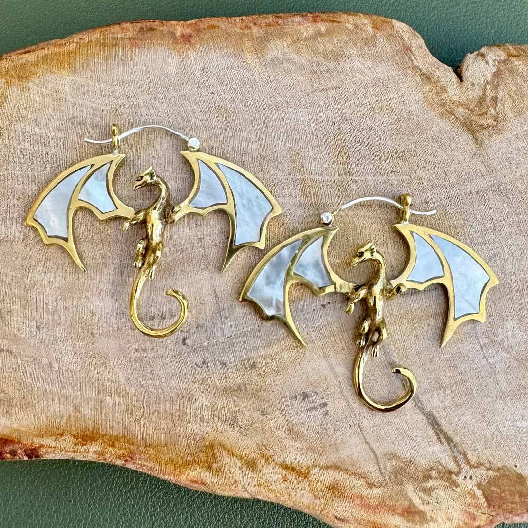 Shell Winged Dragons - Silver Posts