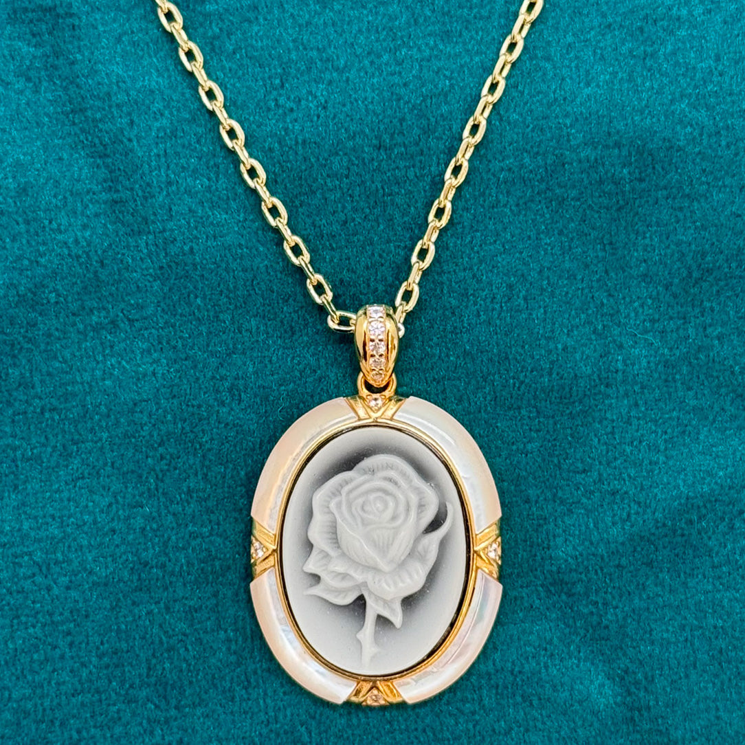 Rose - Agate Cameo