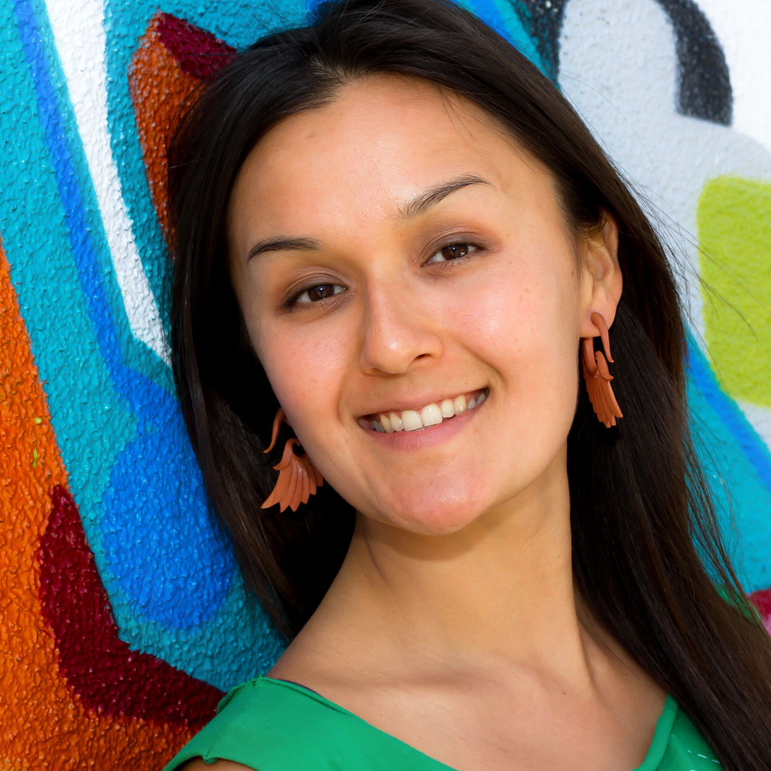 Nava Wings Red - Wood