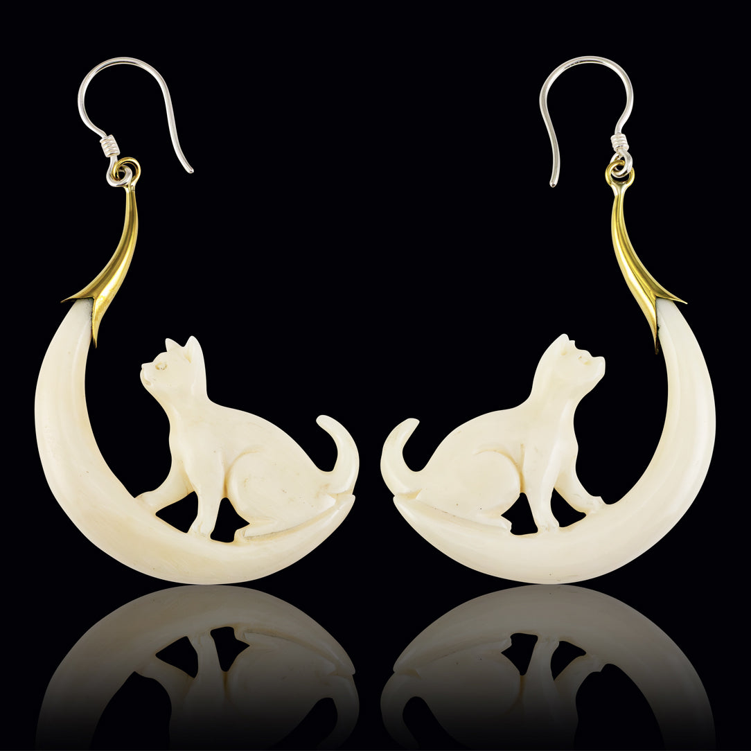 Climbing Cats - Bone