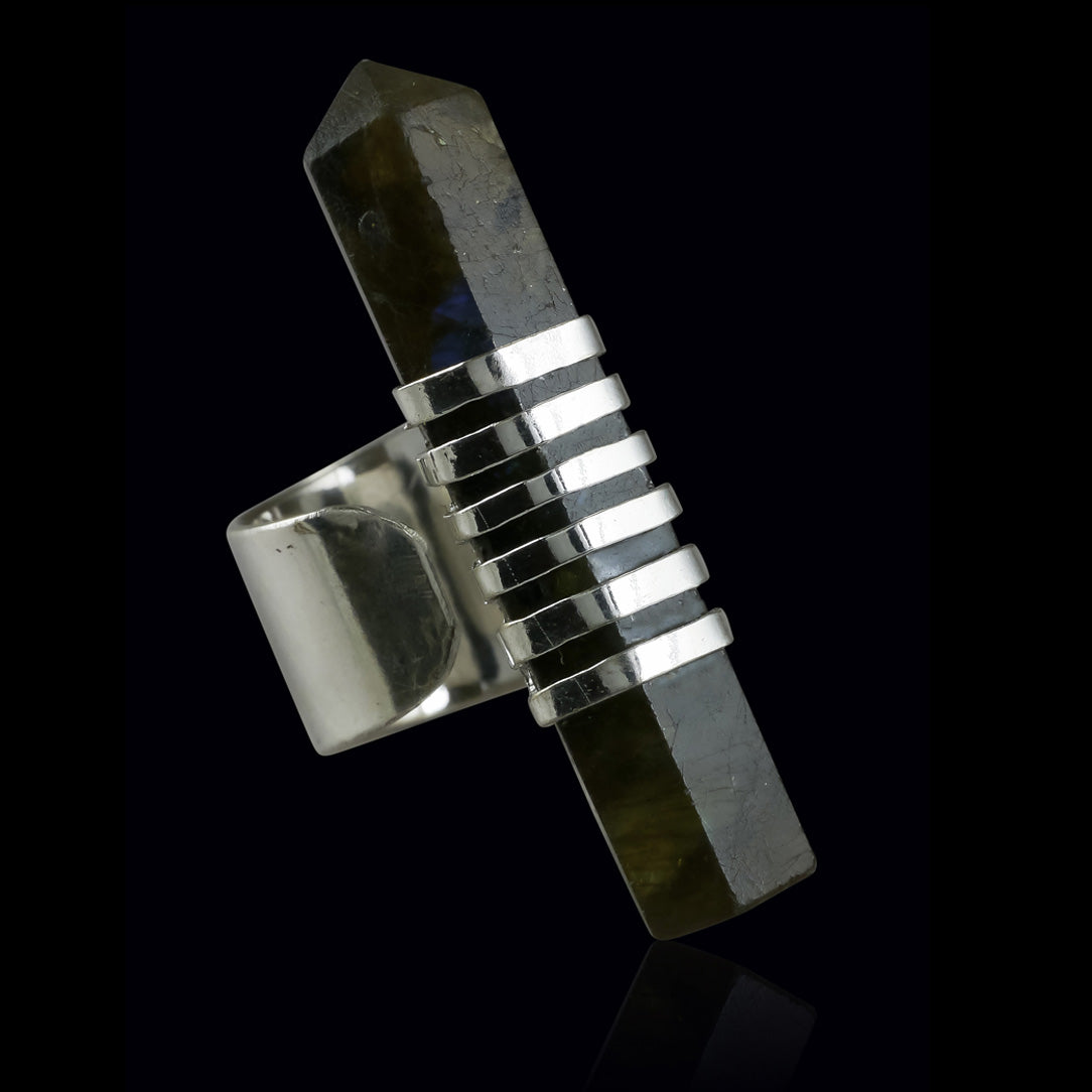 Labradorite Tower Ring - Silver