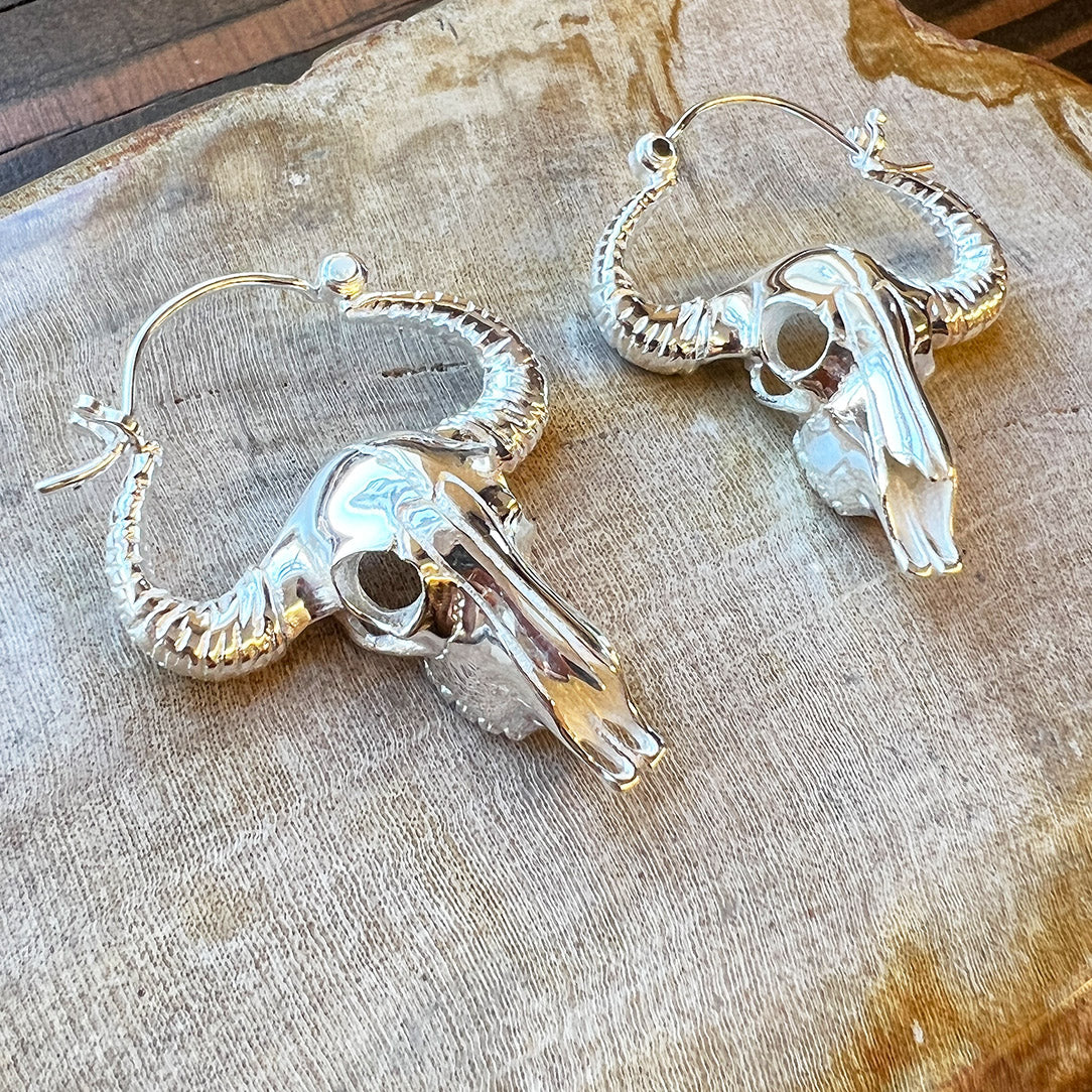 Silver Bulls - Silver Posts