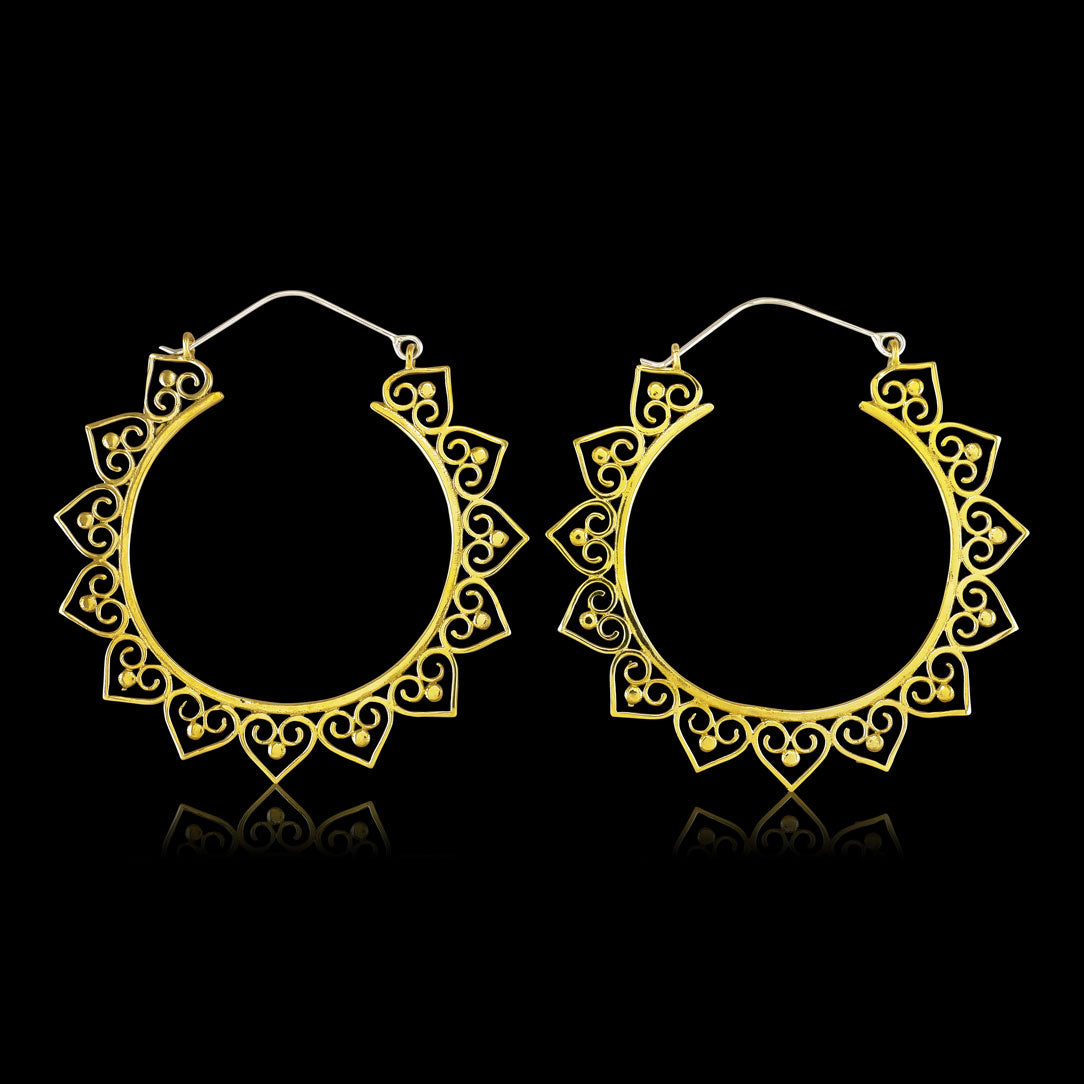Zenna Hoops