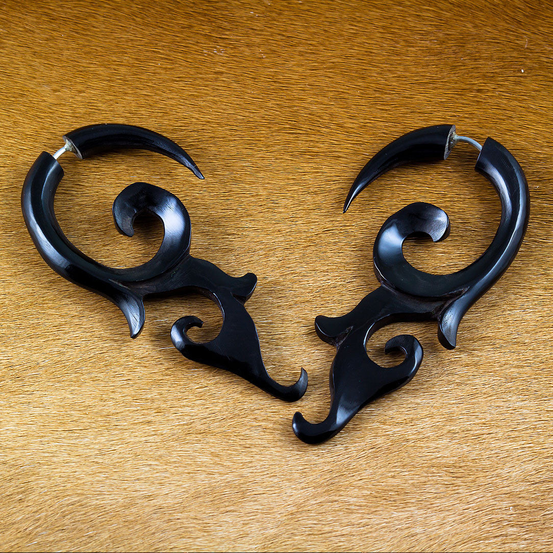 Aviva Curls - Horn