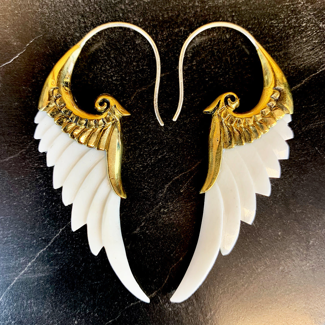 <span>ESB-073<span>: </span></span>Renaissance Wings - Bone