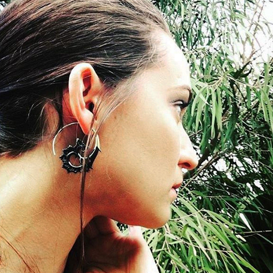 Isabelle Swirls - Horn