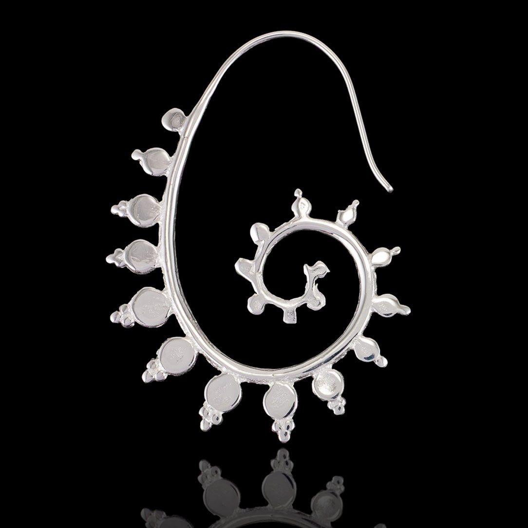 Bakti Curls - Silver Posts