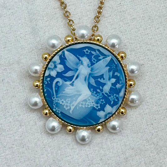 Fairies - Agate Cameo Brooch