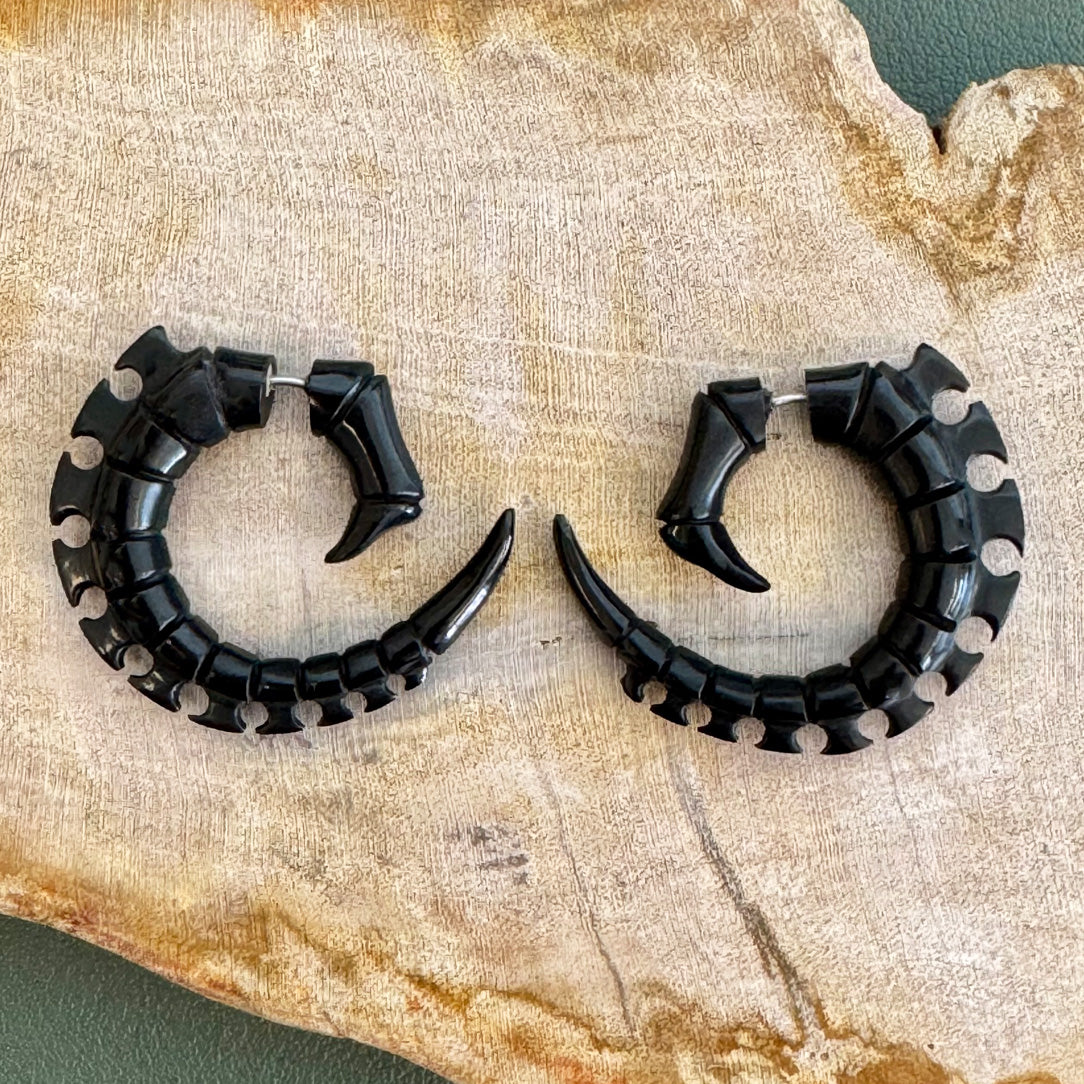 Curled Talons - Horn