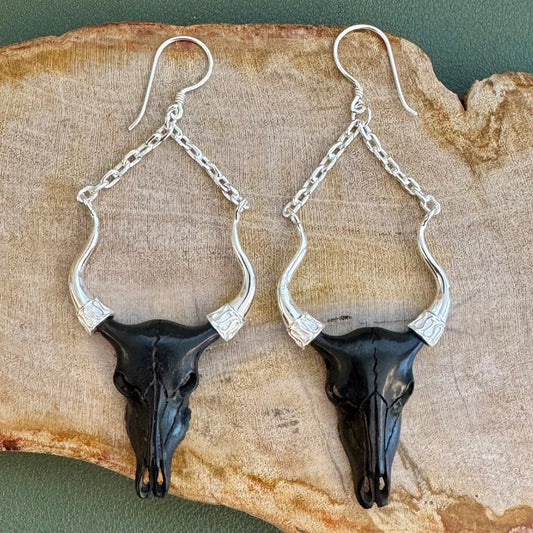 Buffalo Skulls - Horn & Silver Chain