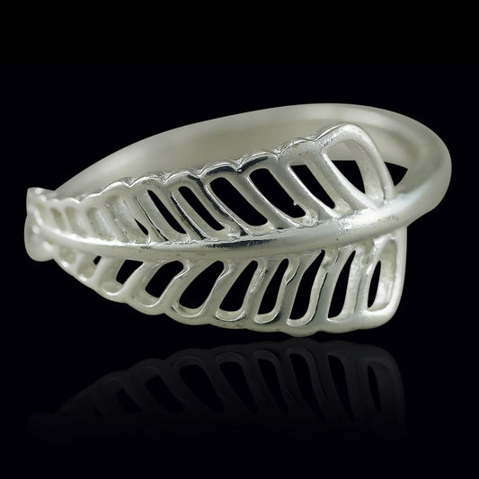 Elvin Leaf Ring - Silver