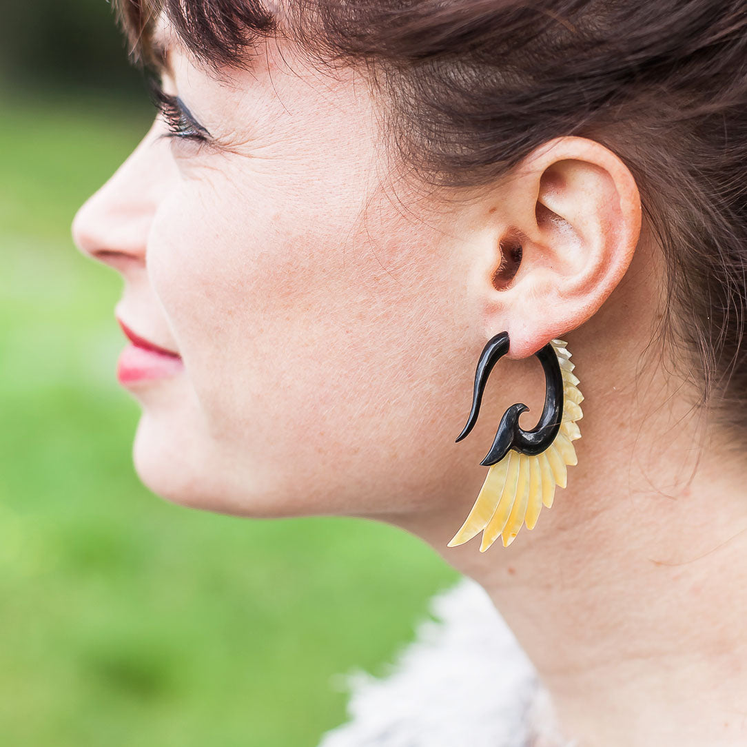 Nava Wings - Horn with Shell