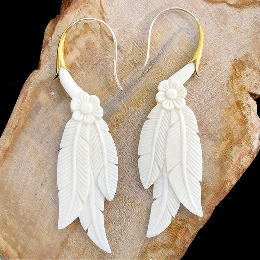 Hanging Feathers - Bone