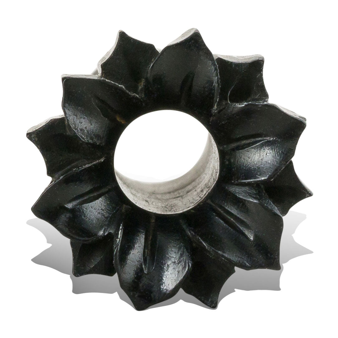 Daisy Tunnels - Black Wood